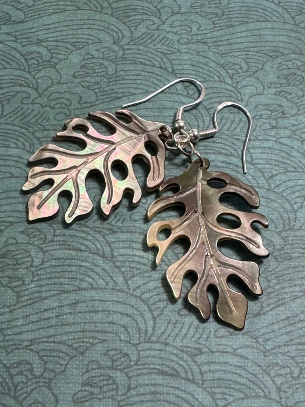 MOTHER OF PEARL MONSTERA LEAF EARRINGS - Picture 1 of 6